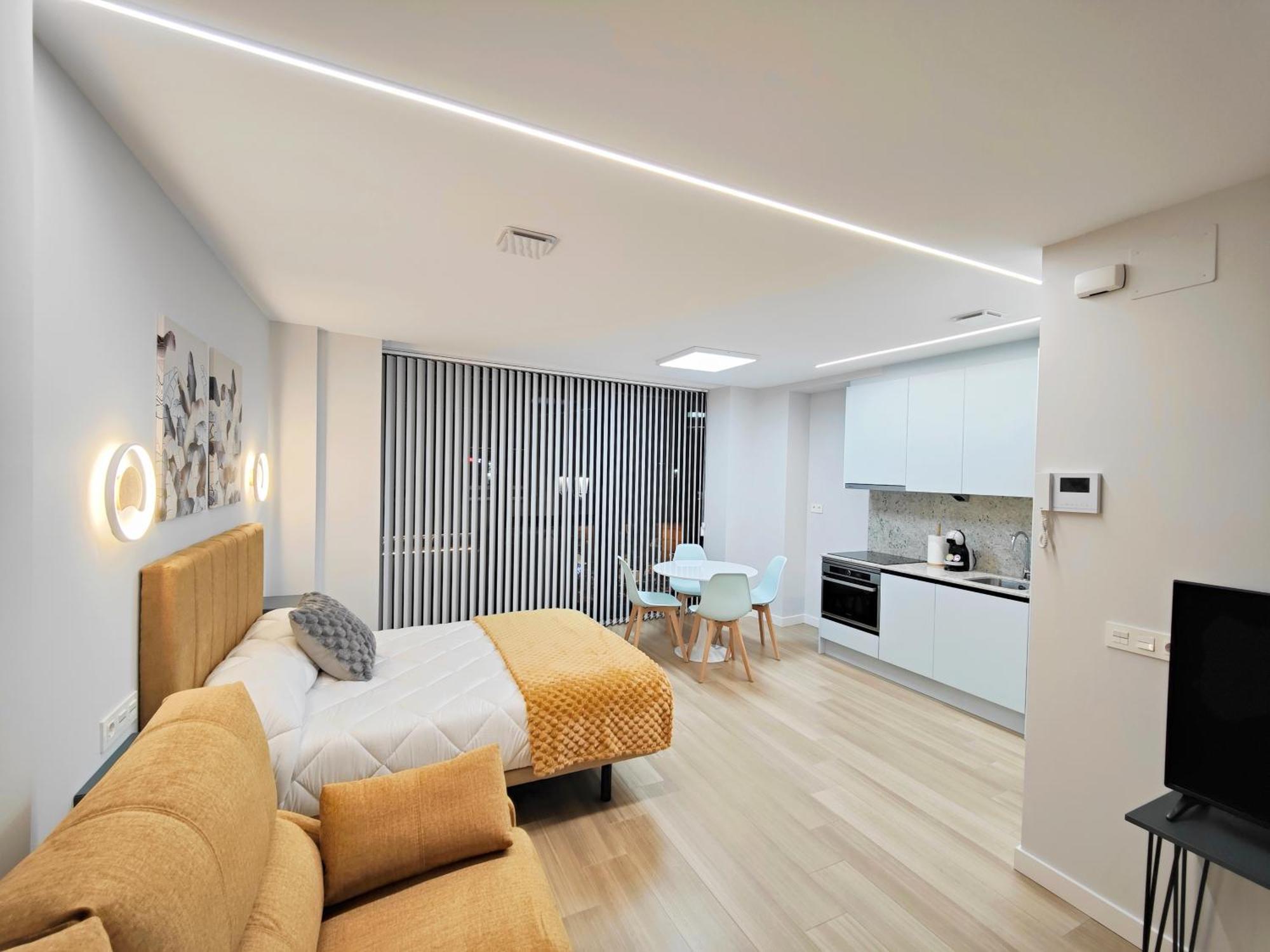 Apartamentos Centro Oviedo Caveda Екстериор снимка