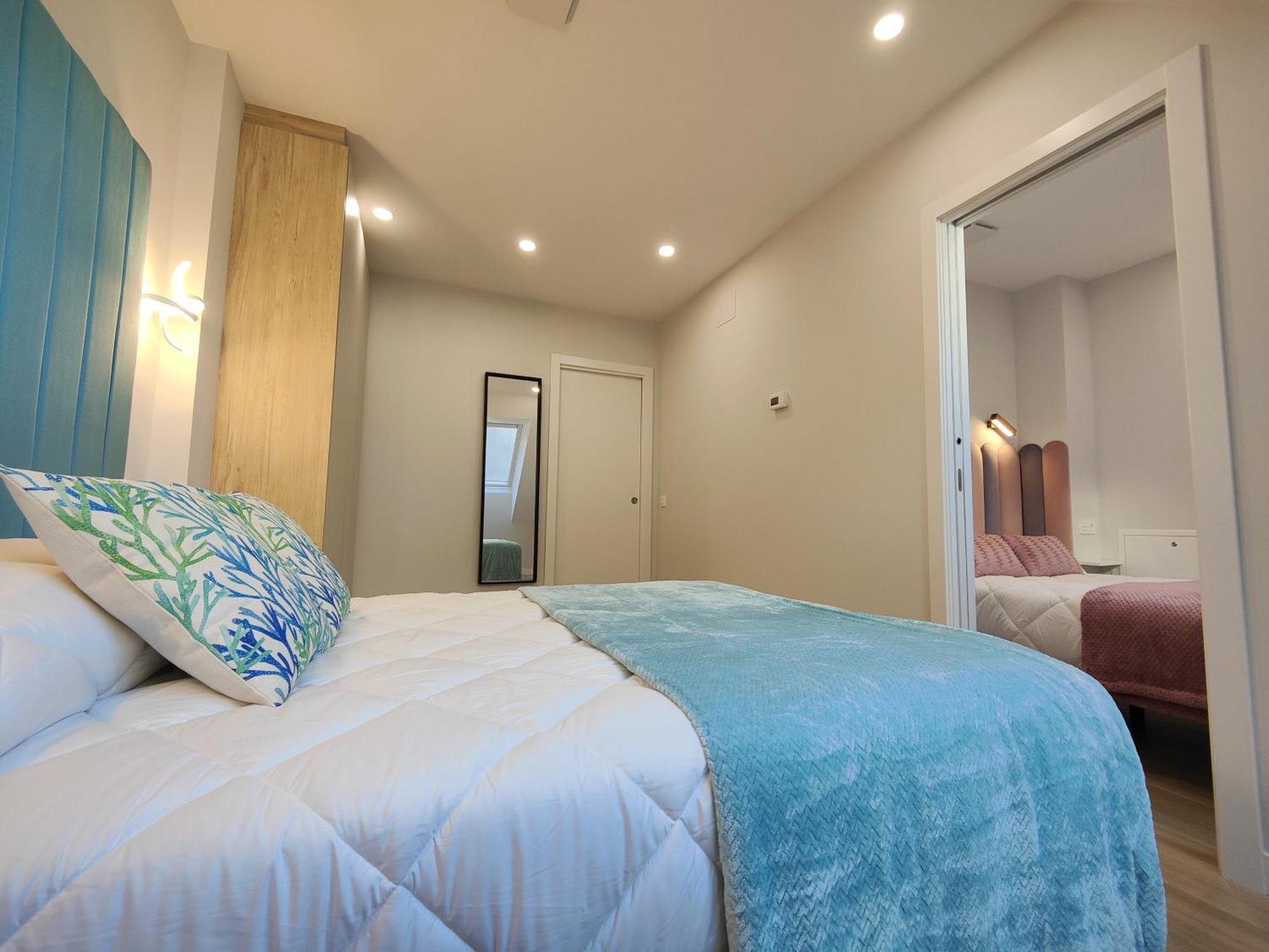 Apartamentos Centro Oviedo Caveda Екстериор снимка