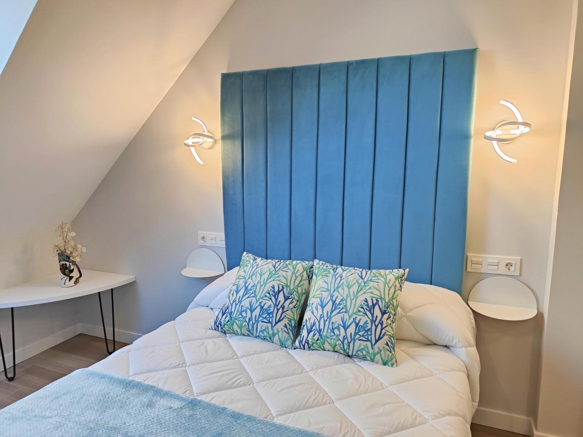 Apartamentos Centro Oviedo Caveda Екстериор снимка