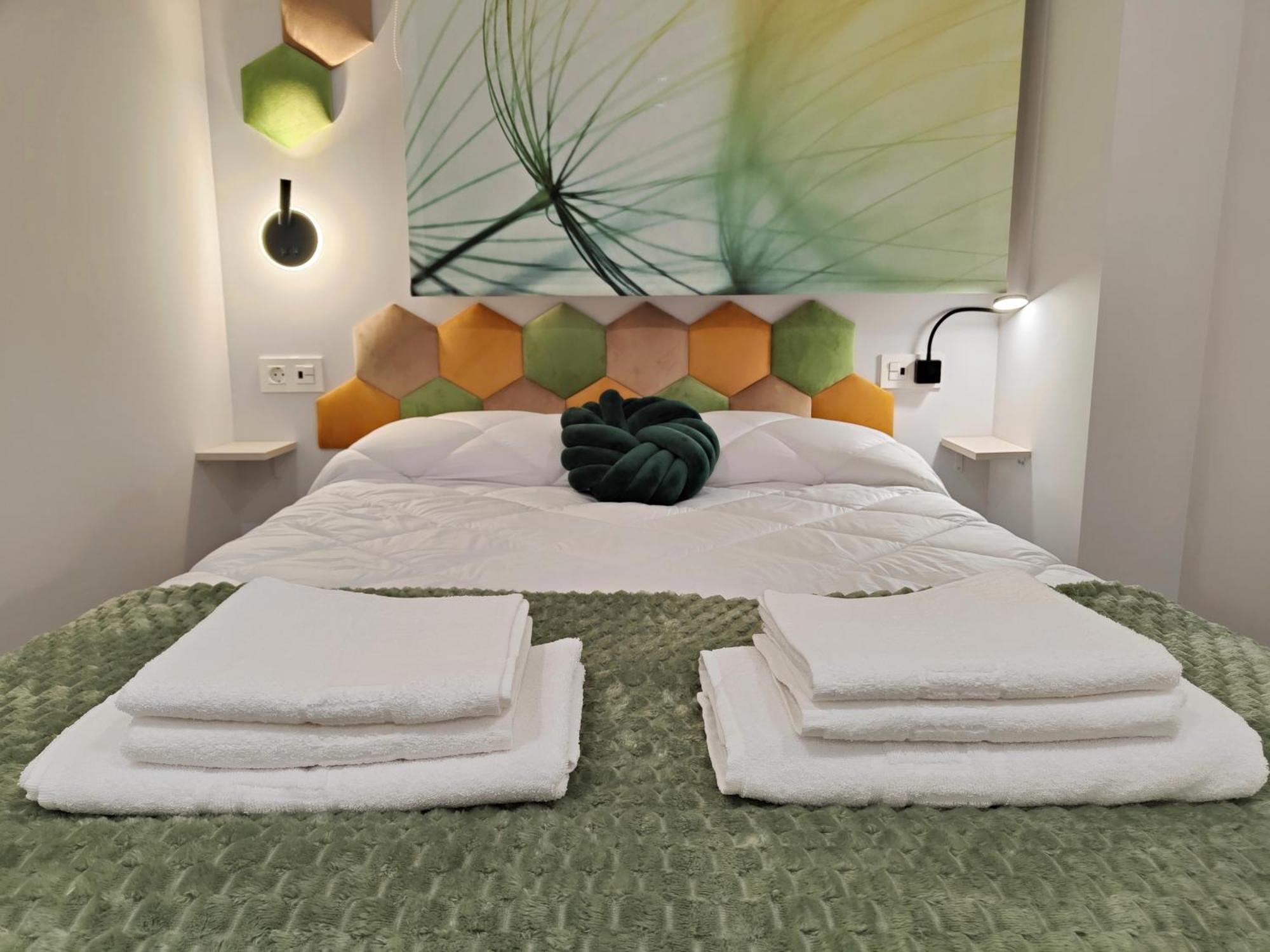 Apartamentos Centro Oviedo Caveda Екстериор снимка